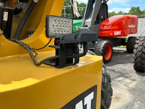 2015 CAT TL943C-12