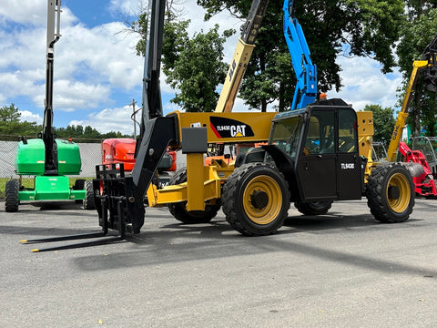 2015 CAT TL943C-2