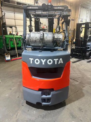 2022 Toyota 8FGCU32-4
