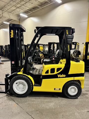 2020 YALE GLP060VX 6000 LB LP GAS FORKLIFT PNEUMATIC 90/187" 3 STAGE MAST SIDE SHIFTER 871 HOURS STOCK # BF9251129-BUF - United Lift Equipment LLC