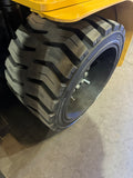 2023 CAT GC55K 12000 LB LP GAS FORKLIFT CUSHION 102/219 3 STAGE MAST SIDE SHIFTING FORK POSITIONER ATTACHMENT LOW HOURS STOCK # BF9247759-BUF - United Lift LLC