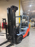 2012 TOYOTA 8FGCU25 5000 LB LP GAS FORKLIFT CUSHION 99/290" QUAD MAST SIDE SHIFTER STOCK # BF987759-BUF - United Lift LLC
