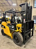 2017 CATERPILLAR DP50CN1 11000 LB DIESEL FORKLIFT PNEUMATIC 94/189" 3 STAGE MAST SIDE SHIFTER 1598 HOURS STOCK # BF9321179-BUF - United Lift Equipment LLC