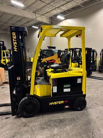 2019 HYSTER E50XN-33 6000 LB ELECTRIC FORKLIFT CUSHION 89/200" 3 STAGE MAST 48V BATTERY SIDE SHIFTING FORK POSITIONER ONLY 945 HOURS STOCK # BF971819-BUF - United Lift LLC