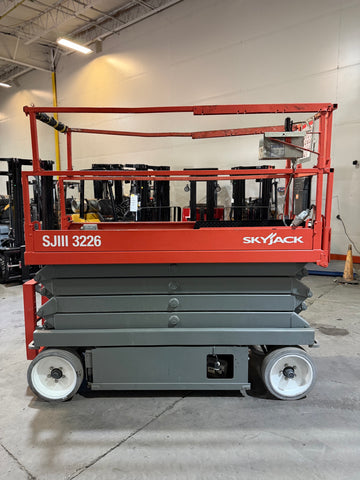 2016 SKYJACK SJ3226 SCISSOR LIFT 26' REACH ELECTRIC SMOOTH CUSHION TIRES ONLY 275 HOURS STOCK # BF949879-BUF
