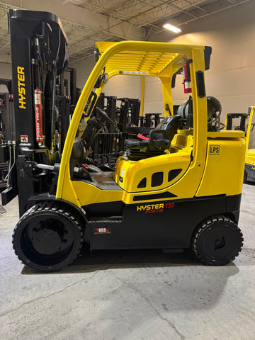2020 HYSTER S135FT 13500 LB LP GAS FORKLIFT CUSHION 103/209" 3 STAGE MAST 4 WAY PLUMBING TO CARRIAGE OPTION SIDE SHIFTING FORK POSITIONER CAN BE INSTALLED 1239 HOURS STOCK # BF9243539-BUF - United Lift LLC
