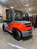 2017 TOYOTA 8FD70U 15500 LB DIESEL FORKLIFT PNEUMATIC 108/148" 2 STAGE CLEAR VIEW MAST SIDE SHIFTER & FORK POSITIONER 1,581 HOURS ENCLOSED HEATED CAB STOCK # BF9361539-BUF