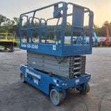 2015 GENIE GS3246 SCISSOR LIFT 32' REACH 24 VOLT ELECTRIC SMOOTH CUSHION TIRES 406 HOURS STOCK # BF993529-WIBFL - United Lift LLC