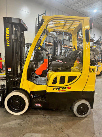 2019 HYSTER S50FT 5000 LB LP GAS FORKLIFT CUSHION NON-MARKING TIRES 83/189" 3 STAGE MAST SIDE SHIFTING FORK POSITIONER 1288 HOURS STOCK # BF9118259-BUF