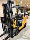 2020 CATERPILLAR 2C6000 6000 LB LP GAS FORKLIFT CUSHION 82/185" 3 STAGE MAST SIDE SHIFTER 972 HOURS STOCK # BF9115279-BUF