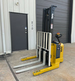 2014 YALE MSW040SFN24TV087 4000 LB ELECTRIC FORKLIFT WALKIE STACKER CUSHION 87/130 2 STAGE MAST 2131 HOURS STOCK # BF959499-ARB - United Lift Equipment LLC