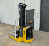 2014 YALE MSW040SFN24TV087 4000 LB ELECTRIC FORKLIFT WALKIE STACKER CUSHION 87/130 2 STAGE MAST 2131 HOURS STOCK # BF959499-ARB - United Lift Equipment LLC