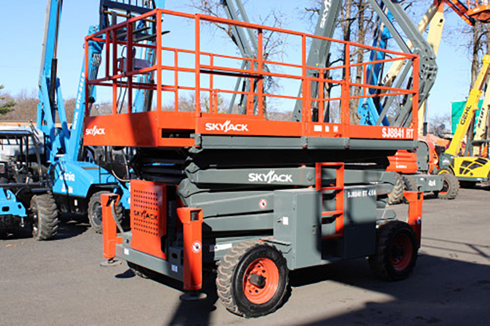 2018 SKYJACK SJ8841RT SCISSOR LIFT 41' REACH DUAL FUEL ROUGH