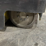 2022 YALE NR045EB 4500 LB ELECTRIC NARROW AISLE REACH FORKLIFT 95/212 3 STAGE MAST SIDE SHIFTER 4319 HOURS STOCK # BF9123929-OHMM