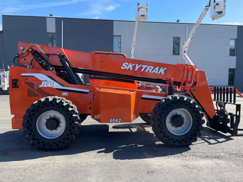2014 SkyTrak 6042-5
