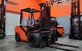 2021 VIPER FD35 8000 LB DIESEL FORKLIFT DUAL PNEUMATIC TIRES 89/189" 3 STAGE MAST SIDE SHIFTING FORK POSITIONER STOCK # BF9313209-ILIL - United Lift Used & New Forklift Telehandler Scissor Lift Boomlift